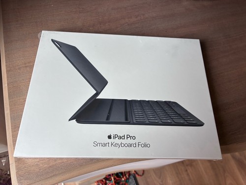 Apple smart keyboard - apple,